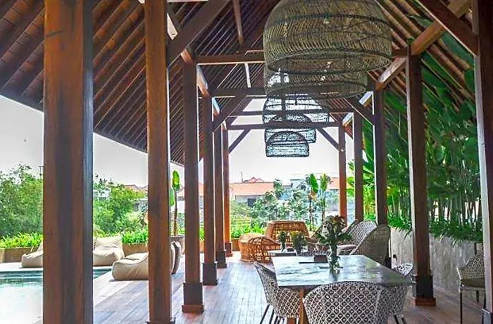 Kammora Living And - Invest Club 5* Pererenan