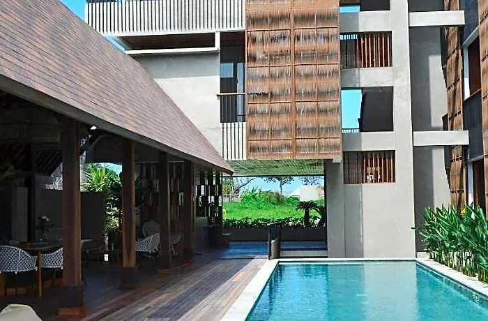 Kammora Living And - Invest Club ホテル Pererenan